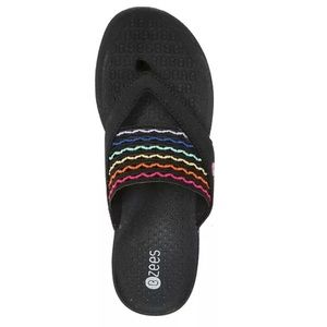 Bzees Washable Slip On Fit Stretch Uppers w/Thongs Post